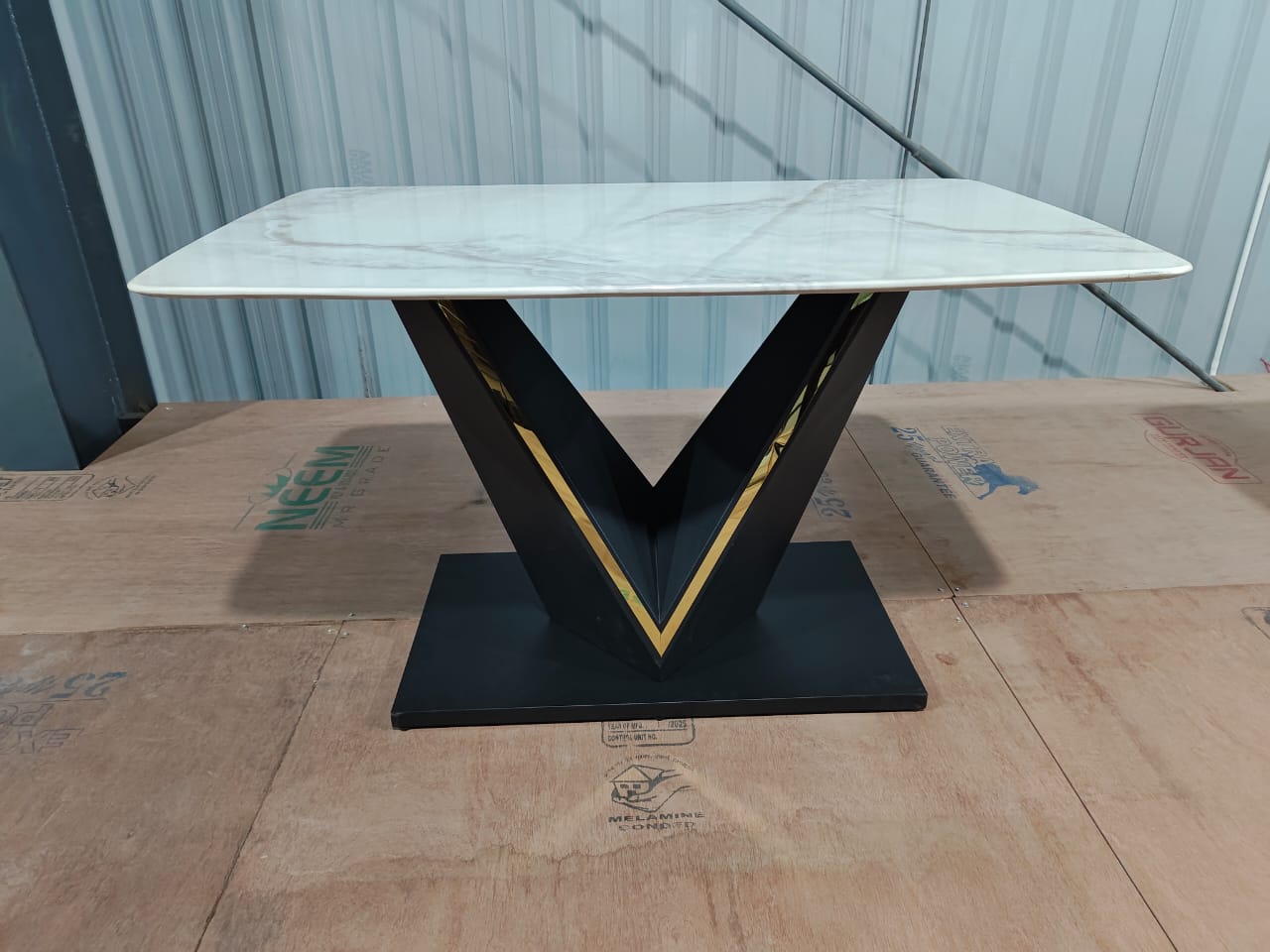 Adore Black Diamond Dining table set with 6 seaters Adore & Décor