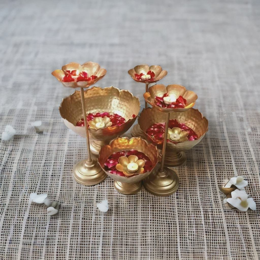 Adore Lotus oil lamps - Adore & Décor