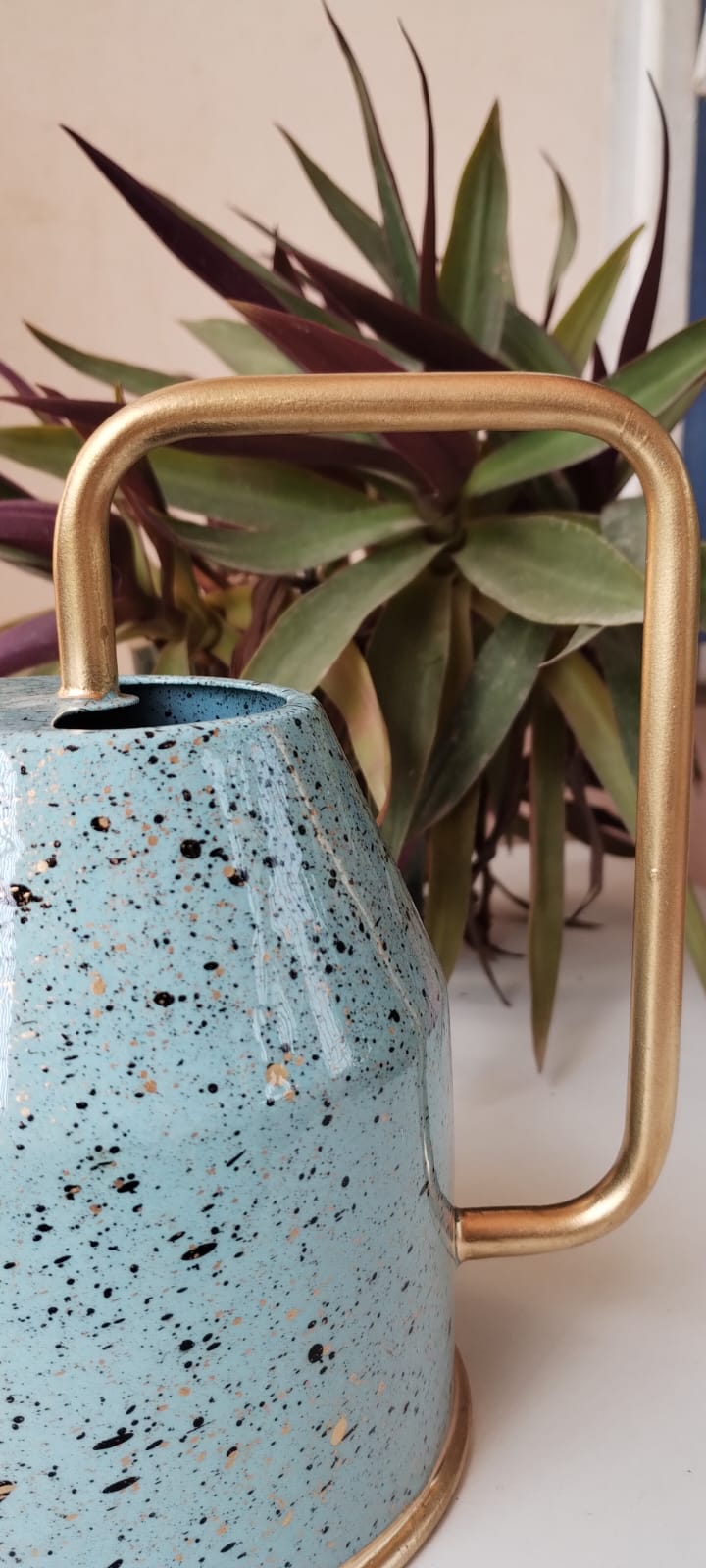 Adore Minimal prints watering can - Adore & Décor