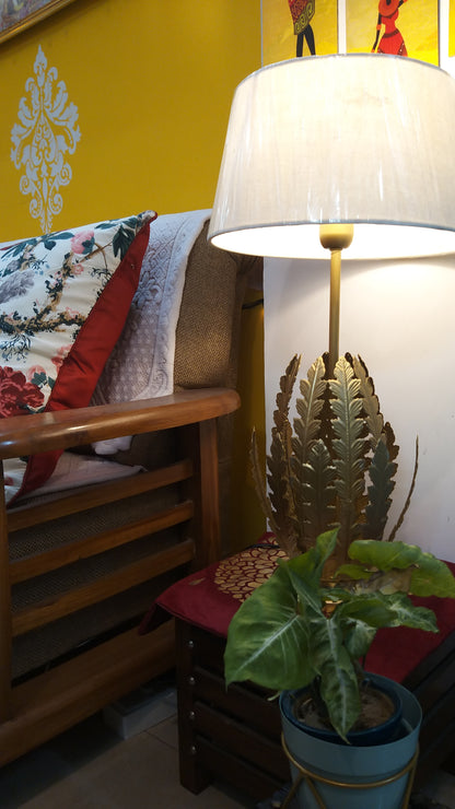 Adore Delphine cacti table lamp