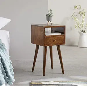 Adore July clover side table