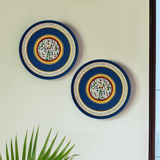 Adore Handpainted Terracotta Decorative Plates Hanging Wall Art