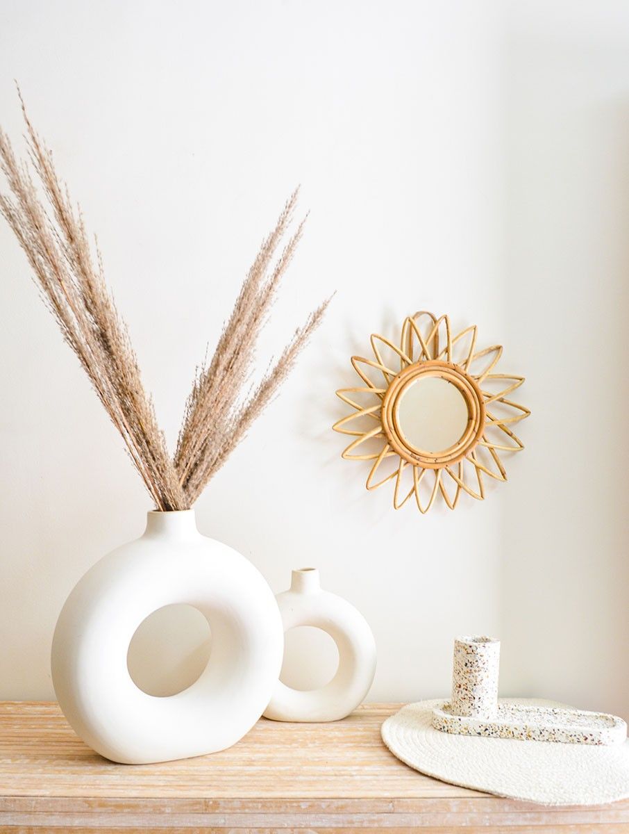 Adore Round Donut vase