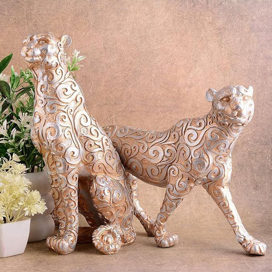 Adore Vintage Walking panther