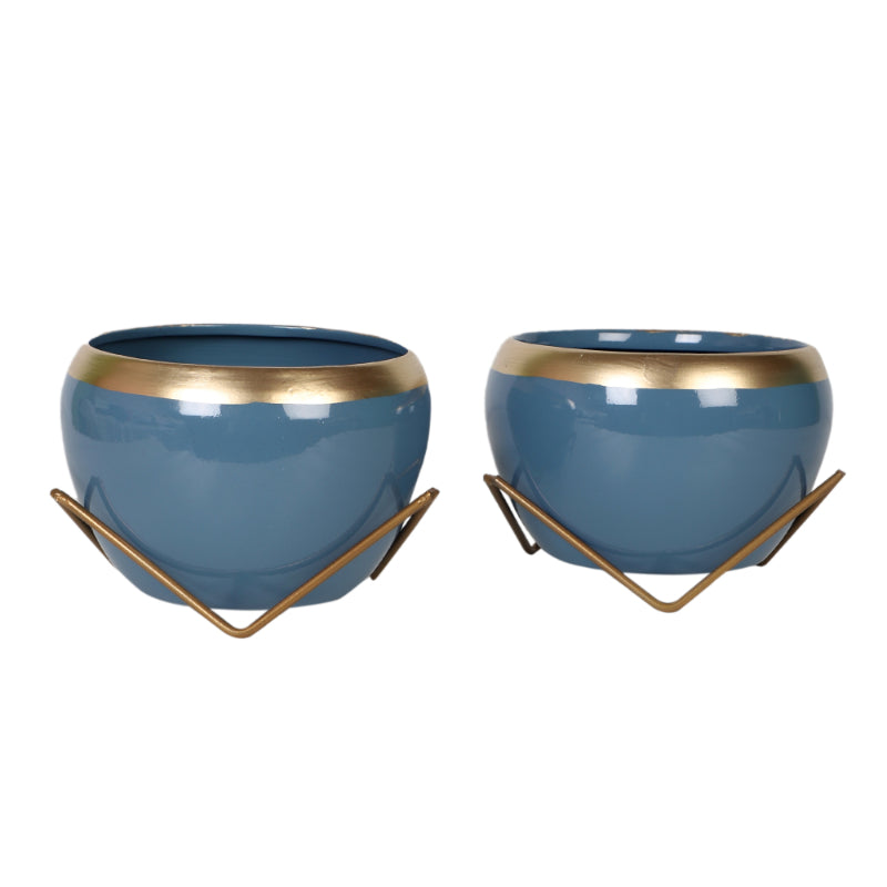 Adore Apple Shape Metal White & Gold Planter (Set of 2)