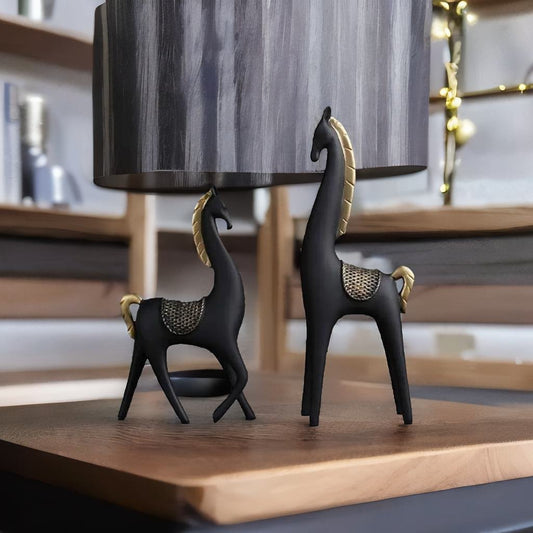 Adore 7 Elegant horse set - Adore & Décor
