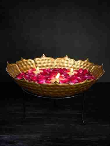 Adore Festive decorative bowl with stand [Set of 3] - Adore & Décor