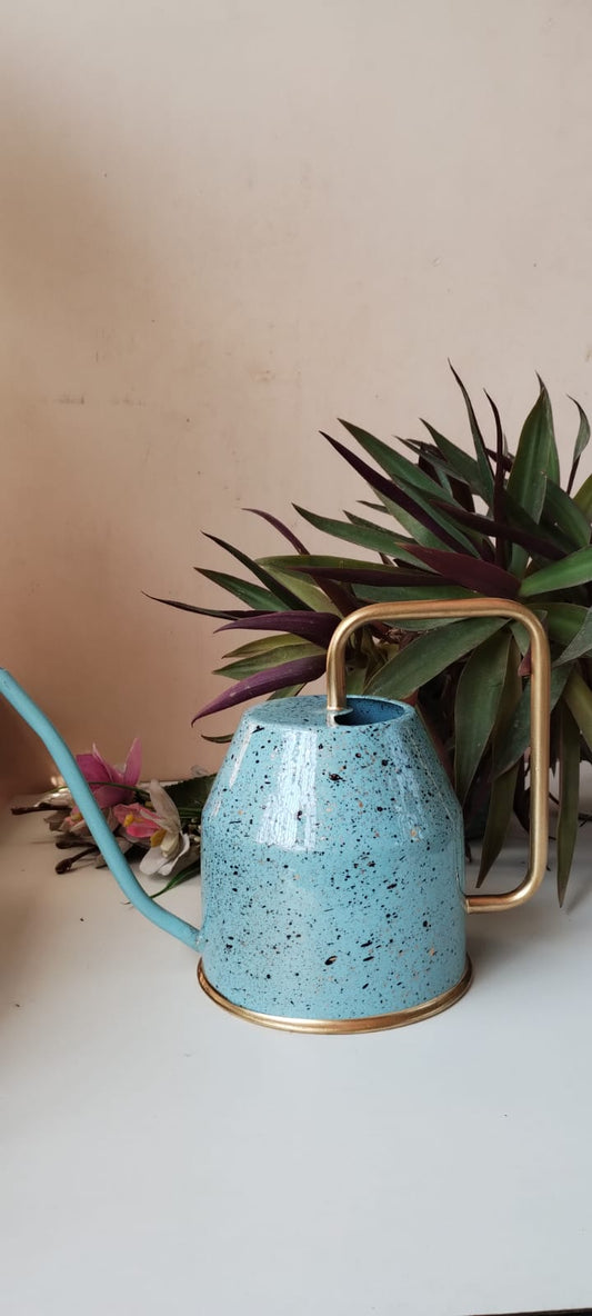 Adore Minimal prints watering can - Adore & Décor