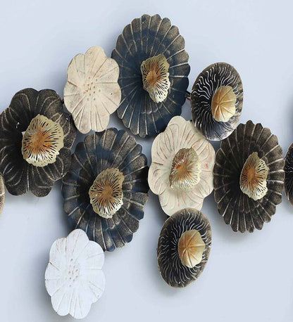 Adore Metal Brass wall hangings (black gold leaves)