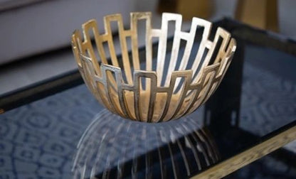 Adore entangled metal bowl