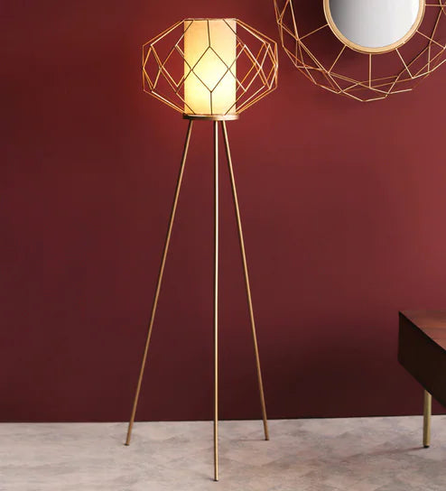 Adore brim frill floor lamp