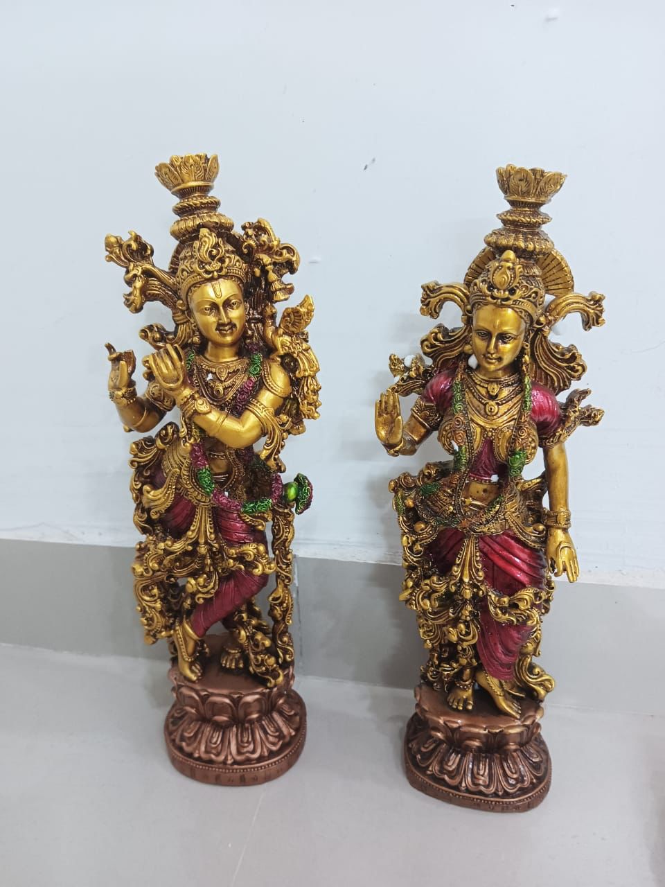 Adore Radha Krishna pair