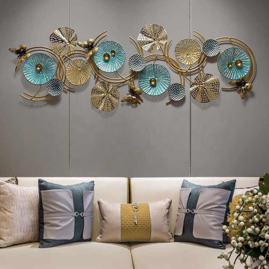 Adore Brass metal wall hanging flowers set